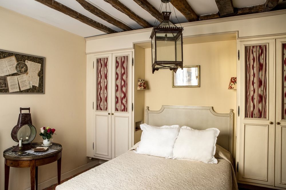 Hotel Caron De Beaumarchais Paris Dış mekan fotoğraf