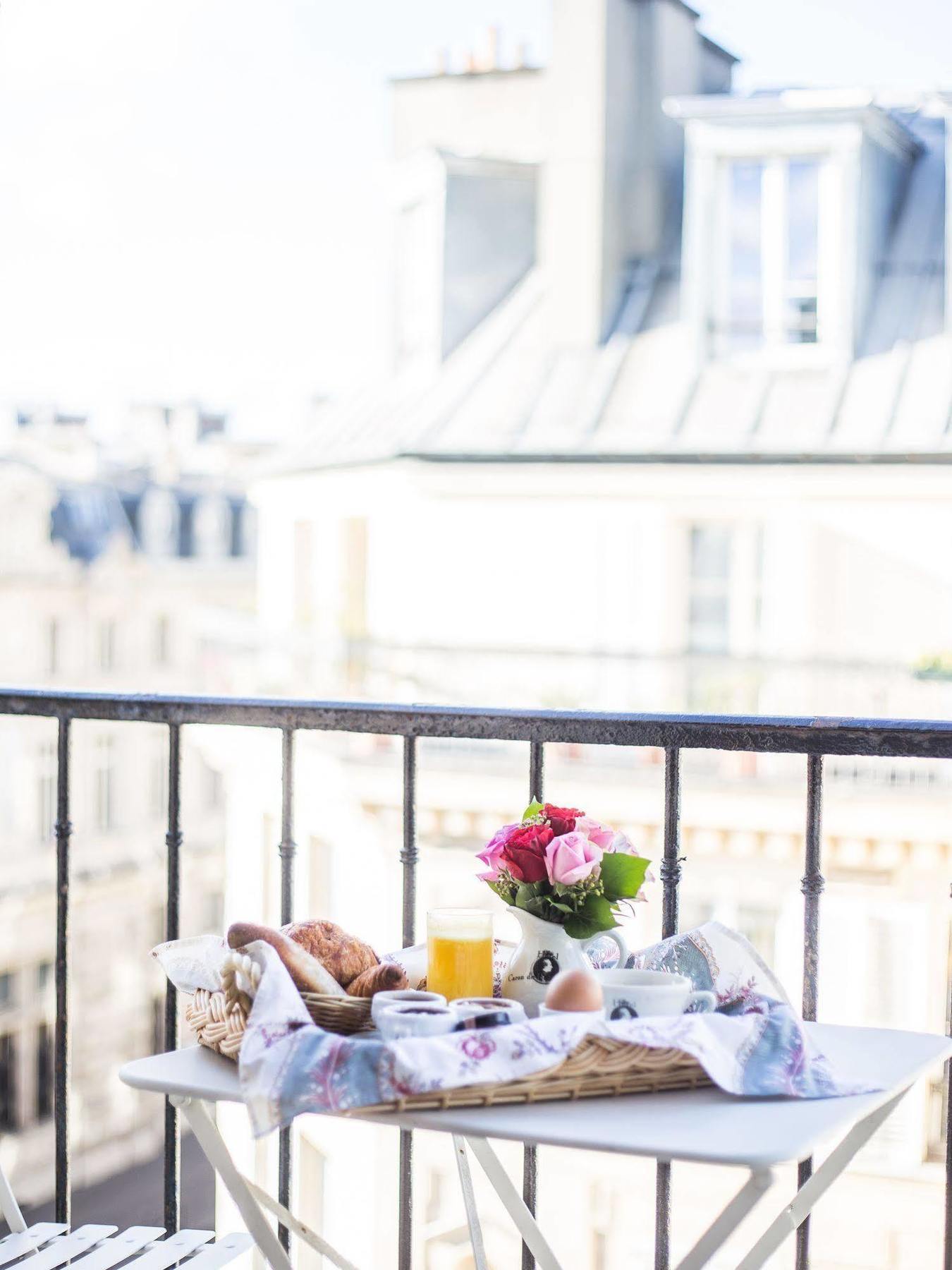 Hotel Caron De Beaumarchais Paris Dış mekan fotoğraf